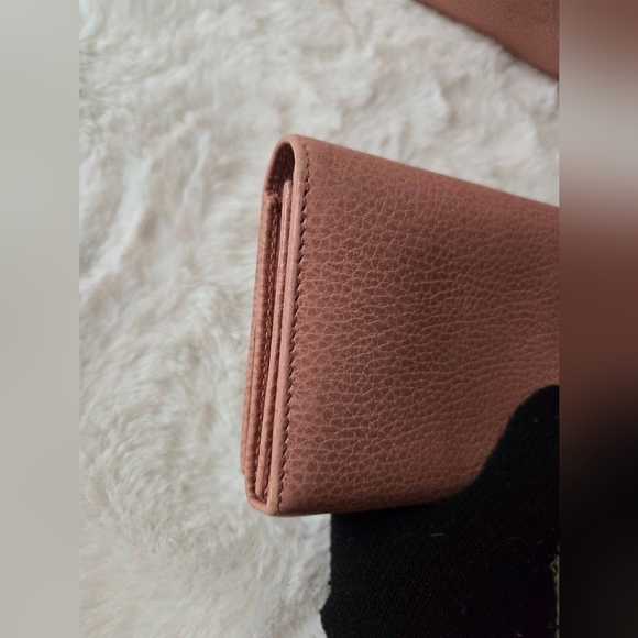 Gucci Dollar Swing Continental Wallet - Picture 8 of 15